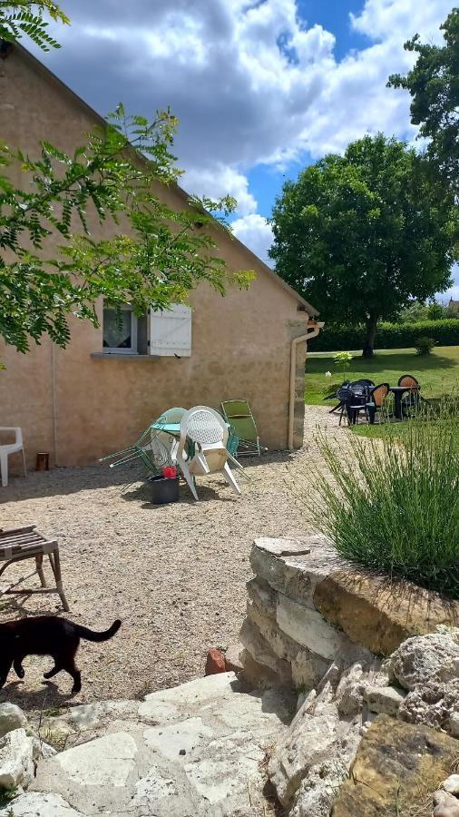 Le calme à la campagne Apartamento Besson Exterior foto