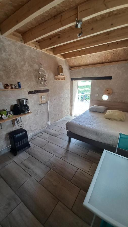Le calme à la campagne Apartamento Besson Exterior foto