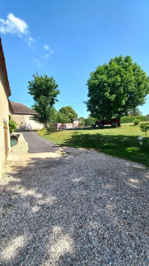 Le calme à la campagne Apartamento Besson Exterior foto
