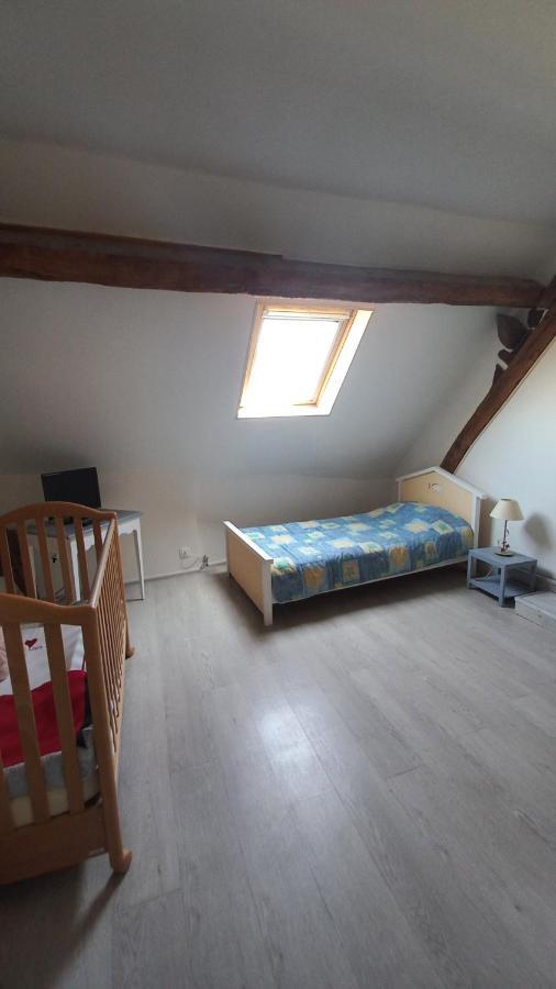 Le calme à la campagne Apartamento Besson Exterior foto