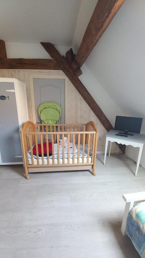 Le calme à la campagne Apartamento Besson Exterior foto