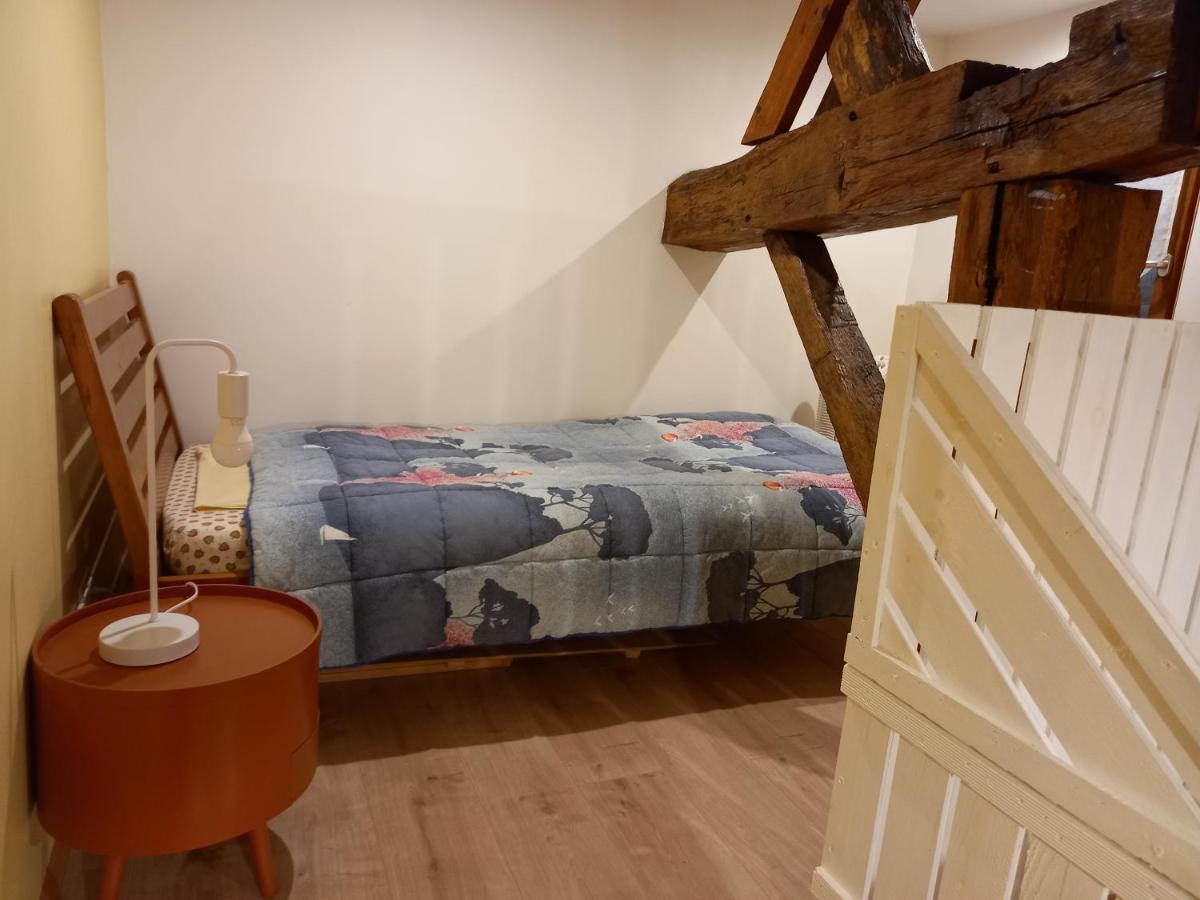 Le calme à la campagne Apartamento Besson Quarto foto